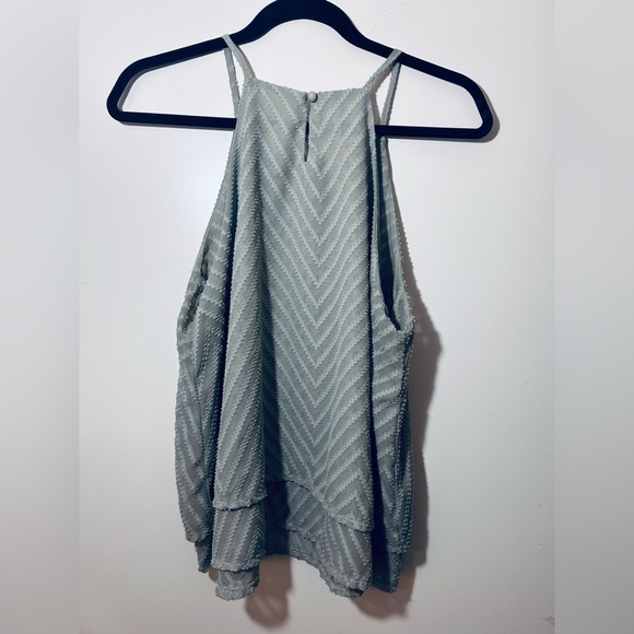 Tiered Green Cottage Keyhole Tank Top Blouse. - Picture 3 of 11